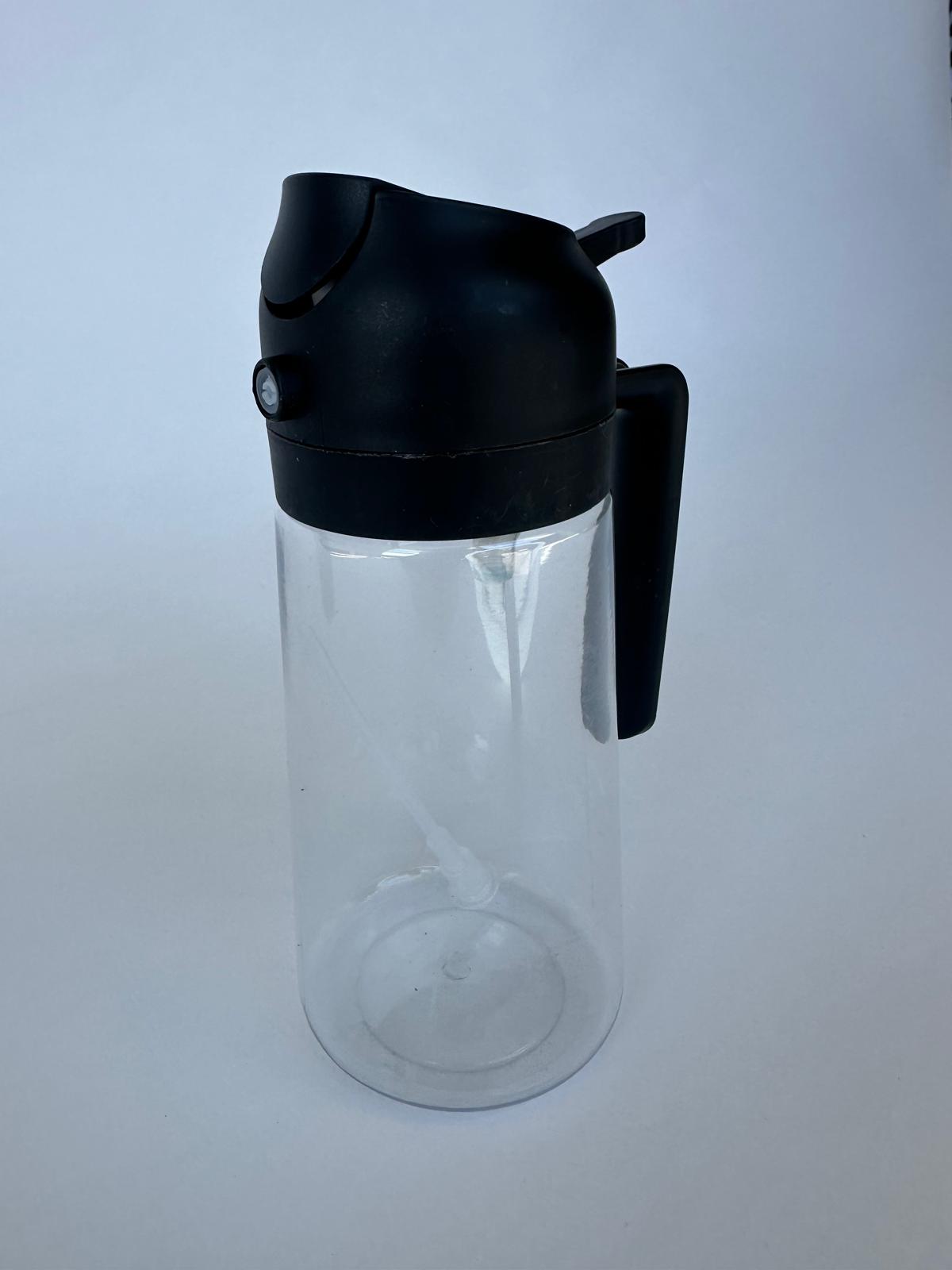 2-in-1 Plastic Oil Spray & Dispenser Bottle – 470ml